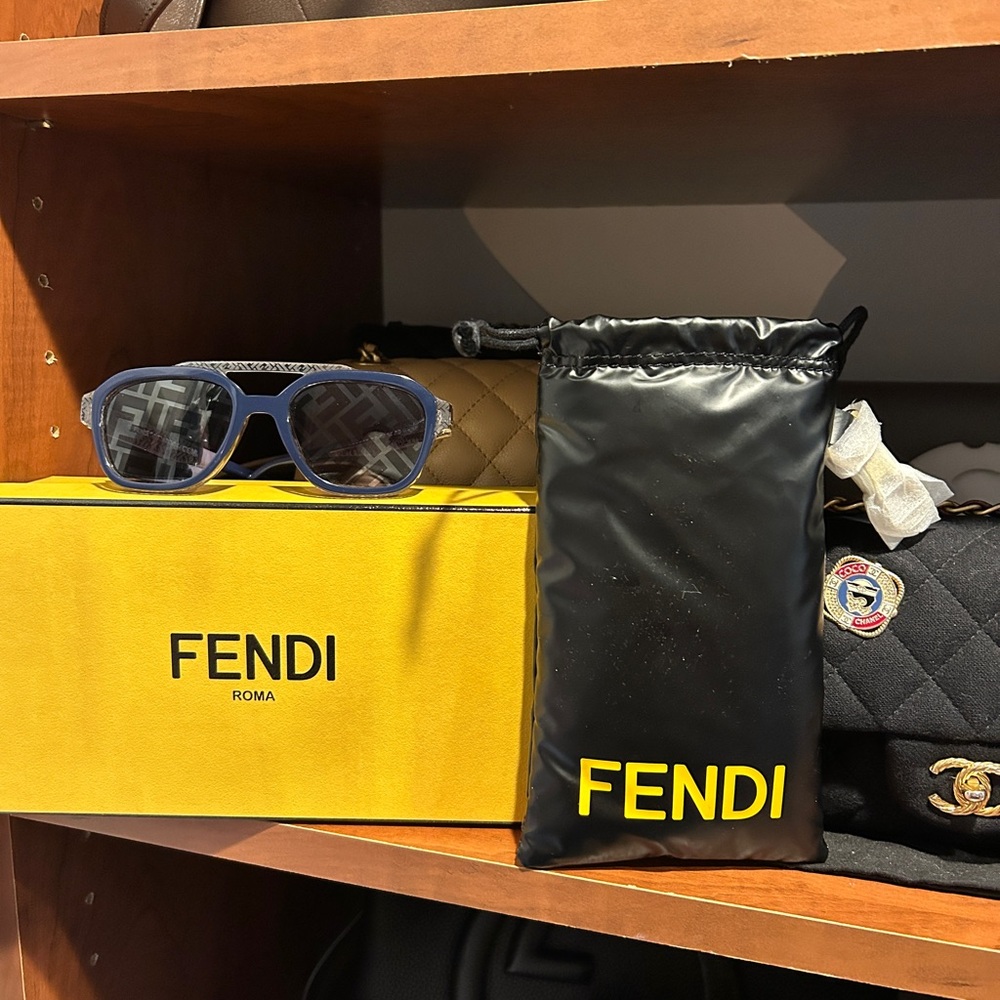 Fendi Aviator Unisex Sunglasses